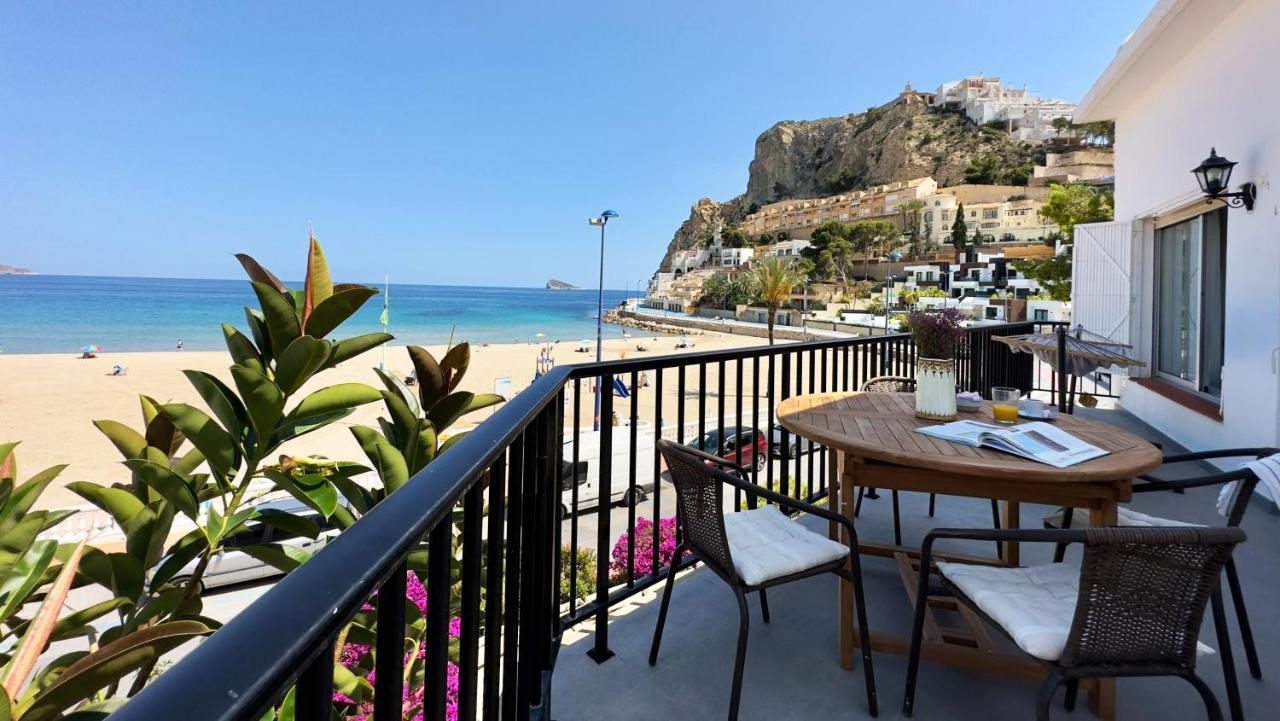 Parralue Beach Front Home ベニドルム エクステリア 写真