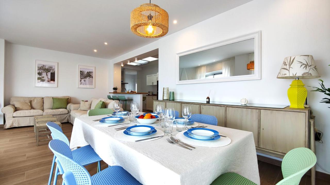Parralue Beach Front Home ベニドルム エクステリア 写真