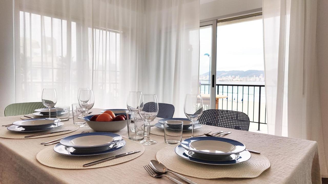 Parralue Beach Front Home ベニドルム エクステリア 写真
