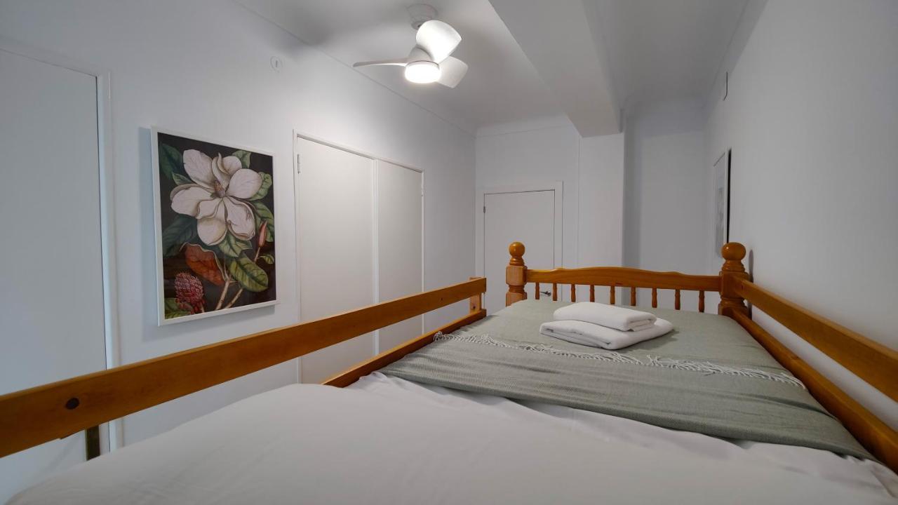 Parralue Beach Front Home ベニドルム エクステリア 写真
