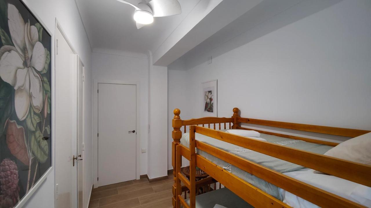 Parralue Beach Front Home ベニドルム エクステリア 写真